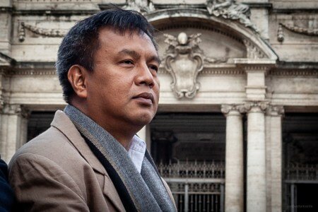 Randy-Malayao-during-the-formal-peace-negotiations-in-Europe-394234445